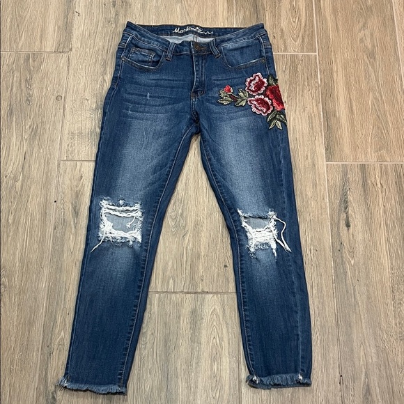 Boutique Jeans Nouvelle Mode Embroidered Boho Ankle Floral Patch Distressed - Picture 10 of 15